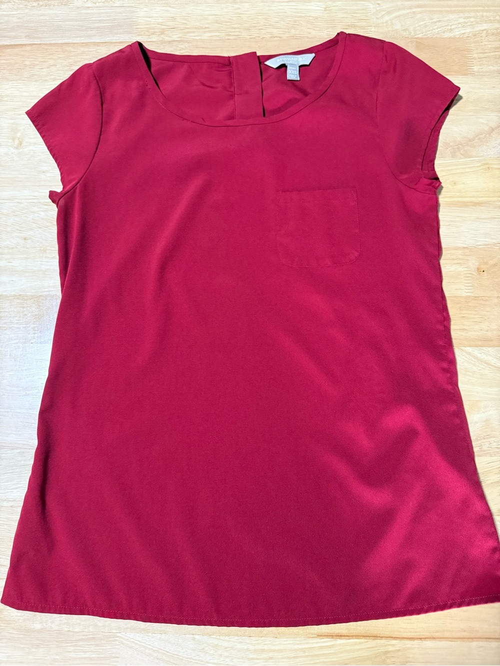 Banana Republic Women’s Red Short Sleeve Blouse Career Top XXS